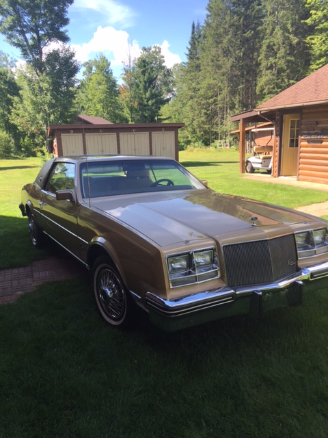 1985 Buick Riviera gold--Michigan (3).JPG